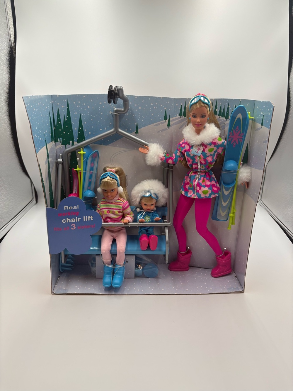 2000 Barbie Stacie Kelly Skiing Vacation 29347 New Open Box